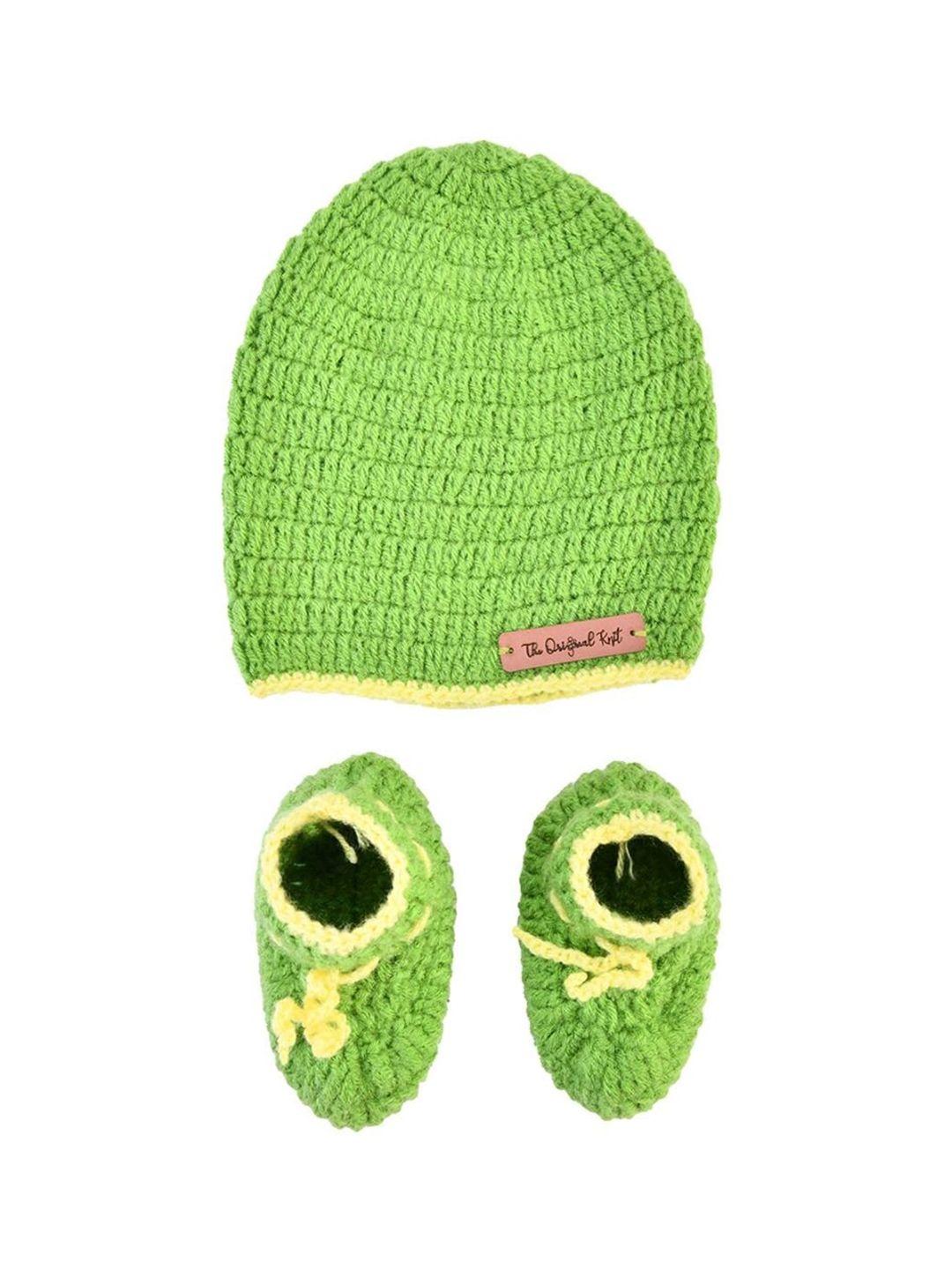 the original knit unisex kids green beanie & booties.