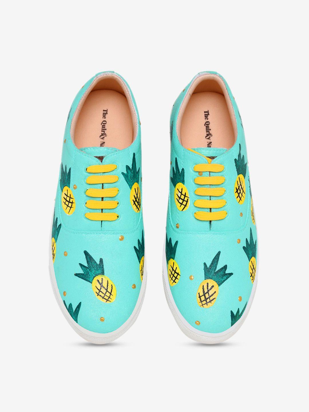 the quirky naari women printed lace-up sneakers