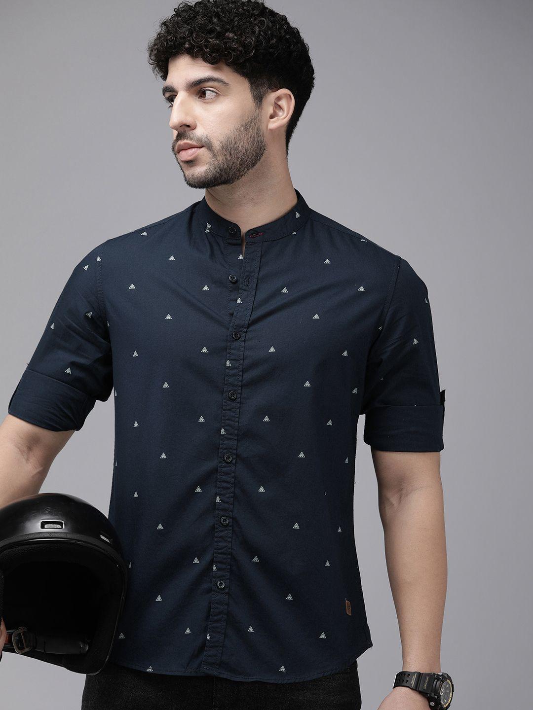 the roadster life co. geometric printed pure cotton casual shirt