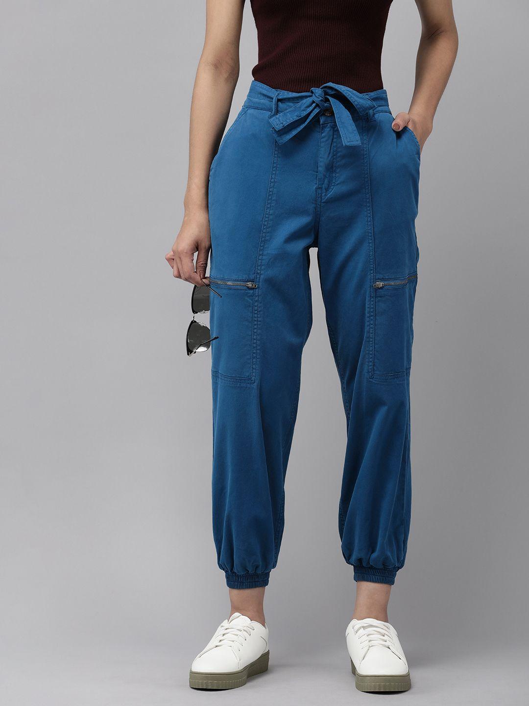 the roadster life co. women mid-rise belted cargo style joggers