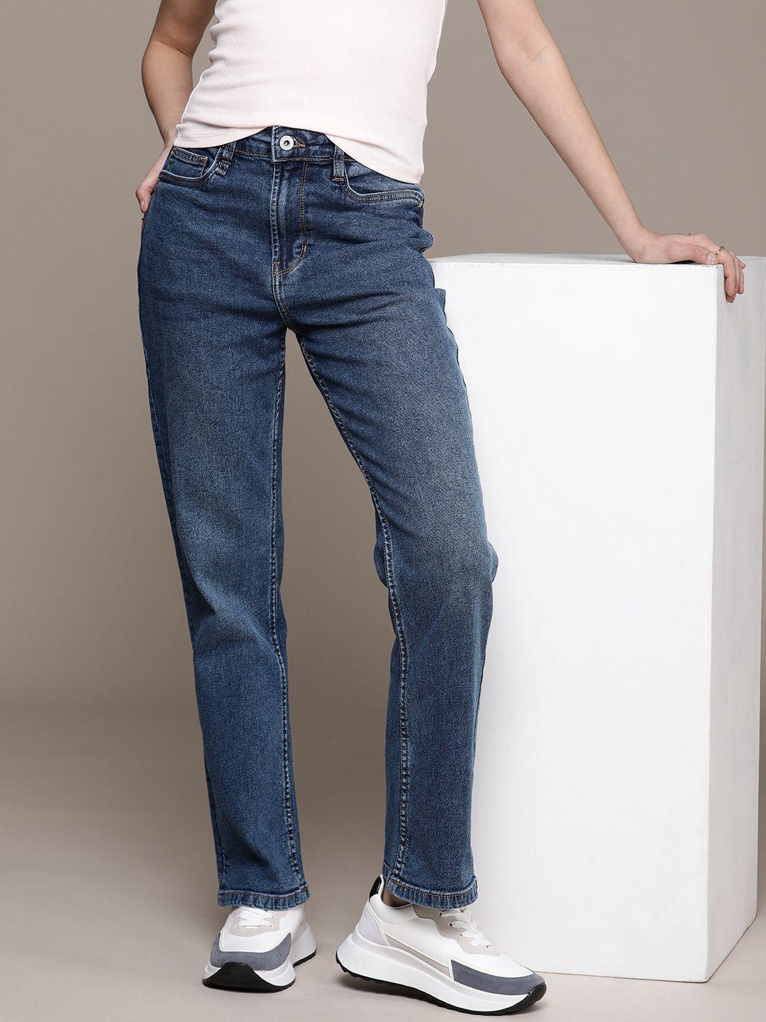 the roadster life co. women straight fit stretchable jeans
