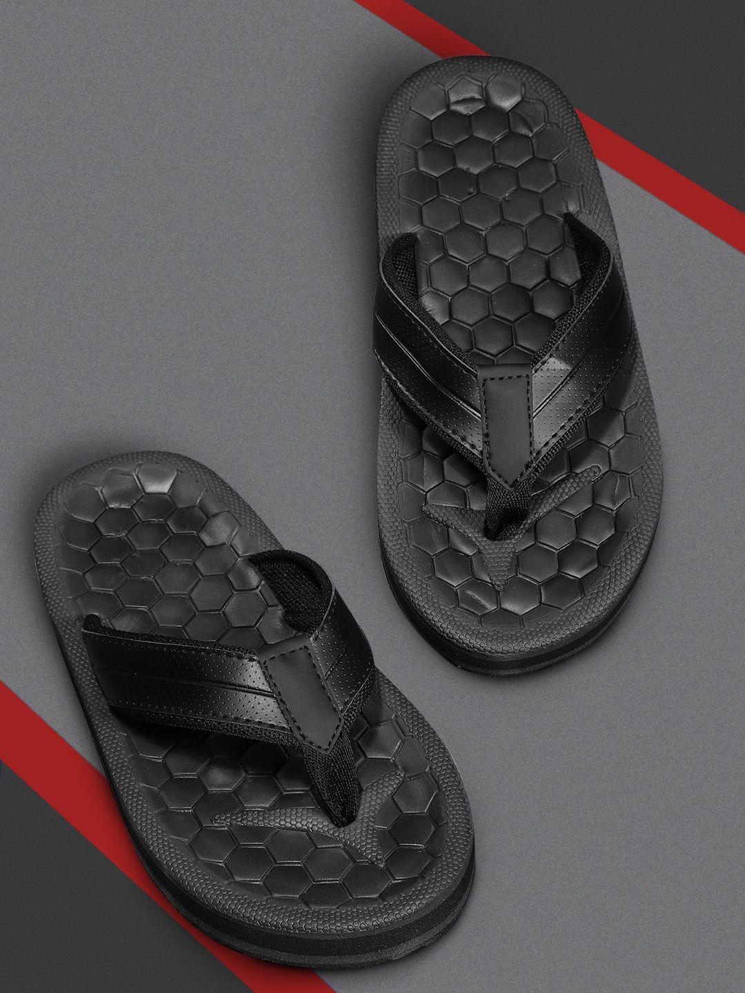 the roadster lifestyle co men black textured & perforated thong flip-flops