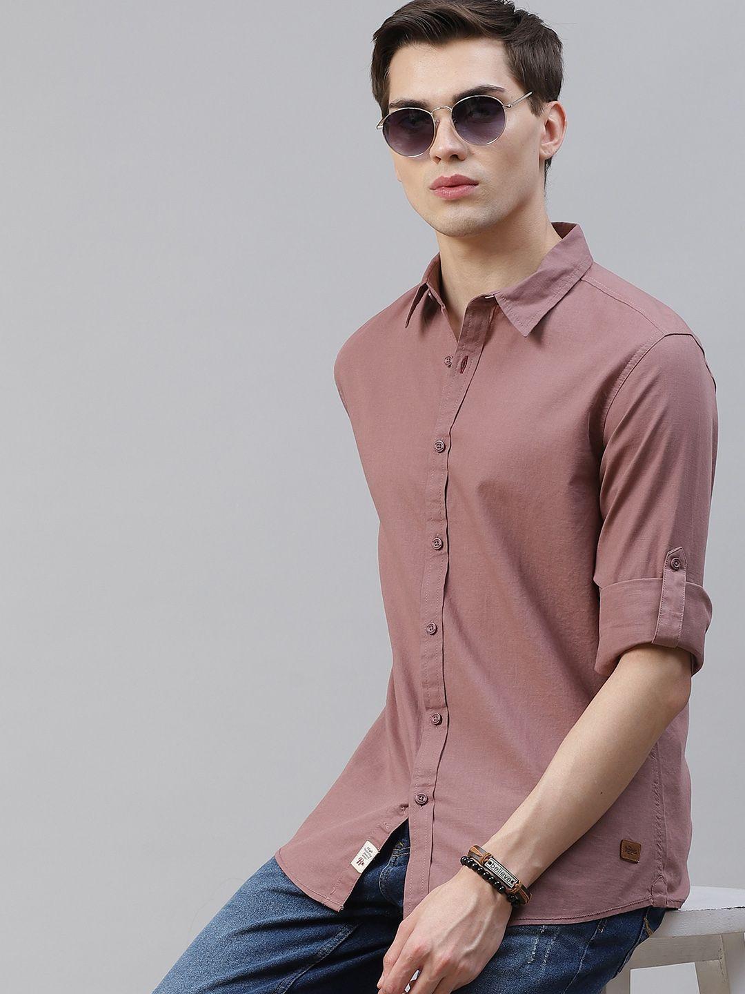 the roadster lifestyle co men mauve solid pure cotton regular fit sustainable casual shirt