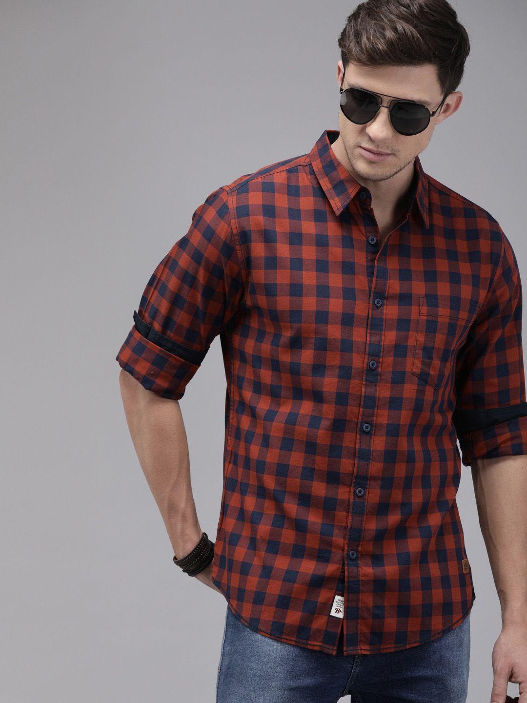 the roadster lifestyle co men rust brown & navy blue regular fit checked sustainable casual shirt