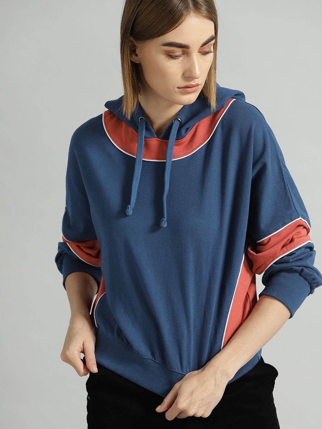 the roadster lifestyle co women blue & pink colourblocked hooded sweatshirt