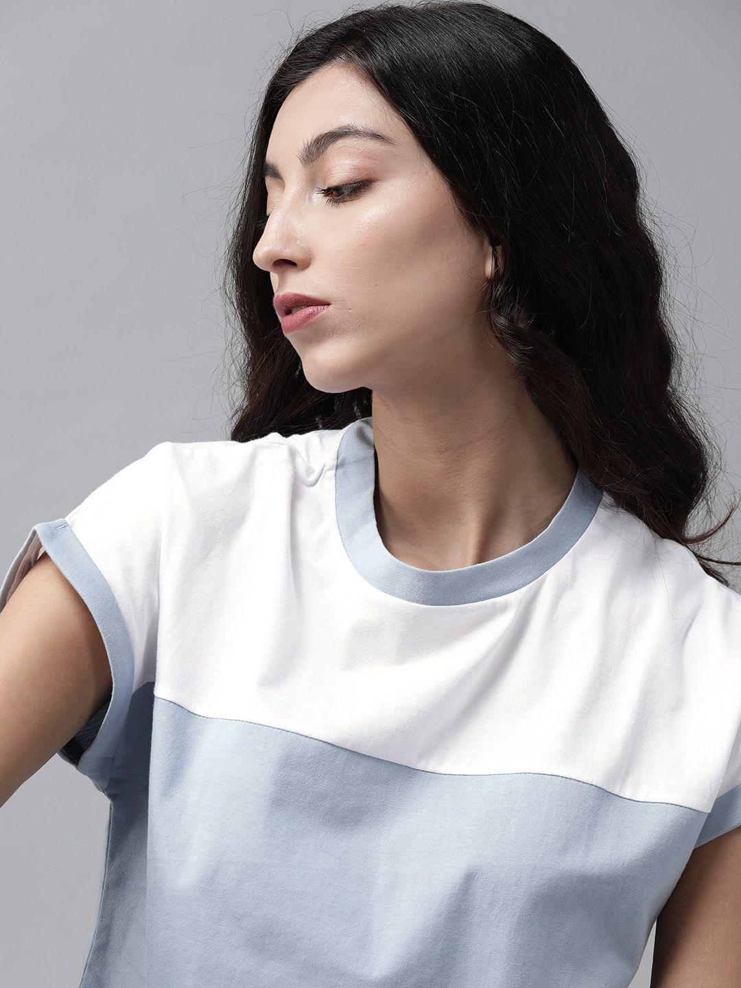 the roadster lifestyle co women blue  white colourblocked round neck boxy crop pure cotton t-shirt