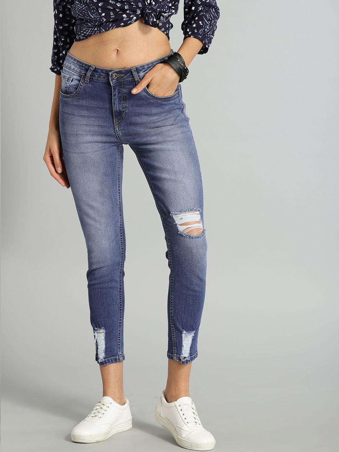the roadster lifestyle co women blue skinny fit mid-rise mildly distressed stretchable cropped jeans