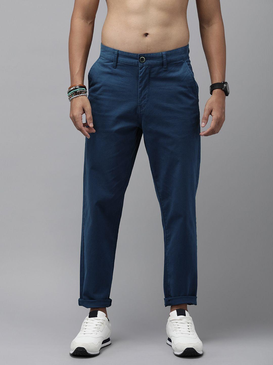 the roadster lifestyle co. men loose fit low-rise chinos trousers