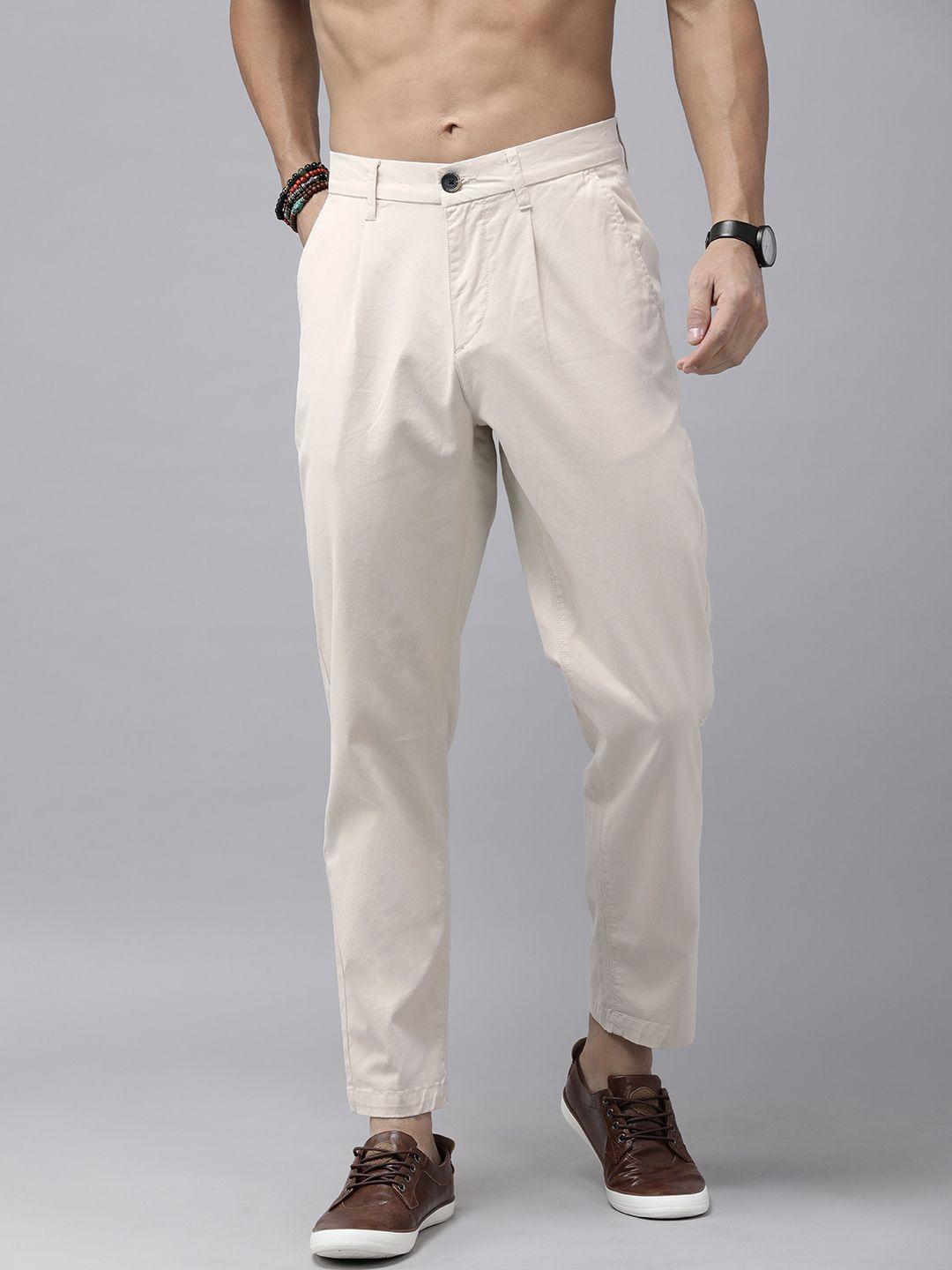 the roadster lifestyle co. men solid relaxed fit pleated chinos trousers