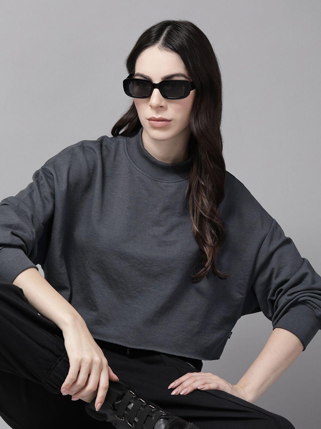 the roadster lifestyle co. solid crop sweatshirt