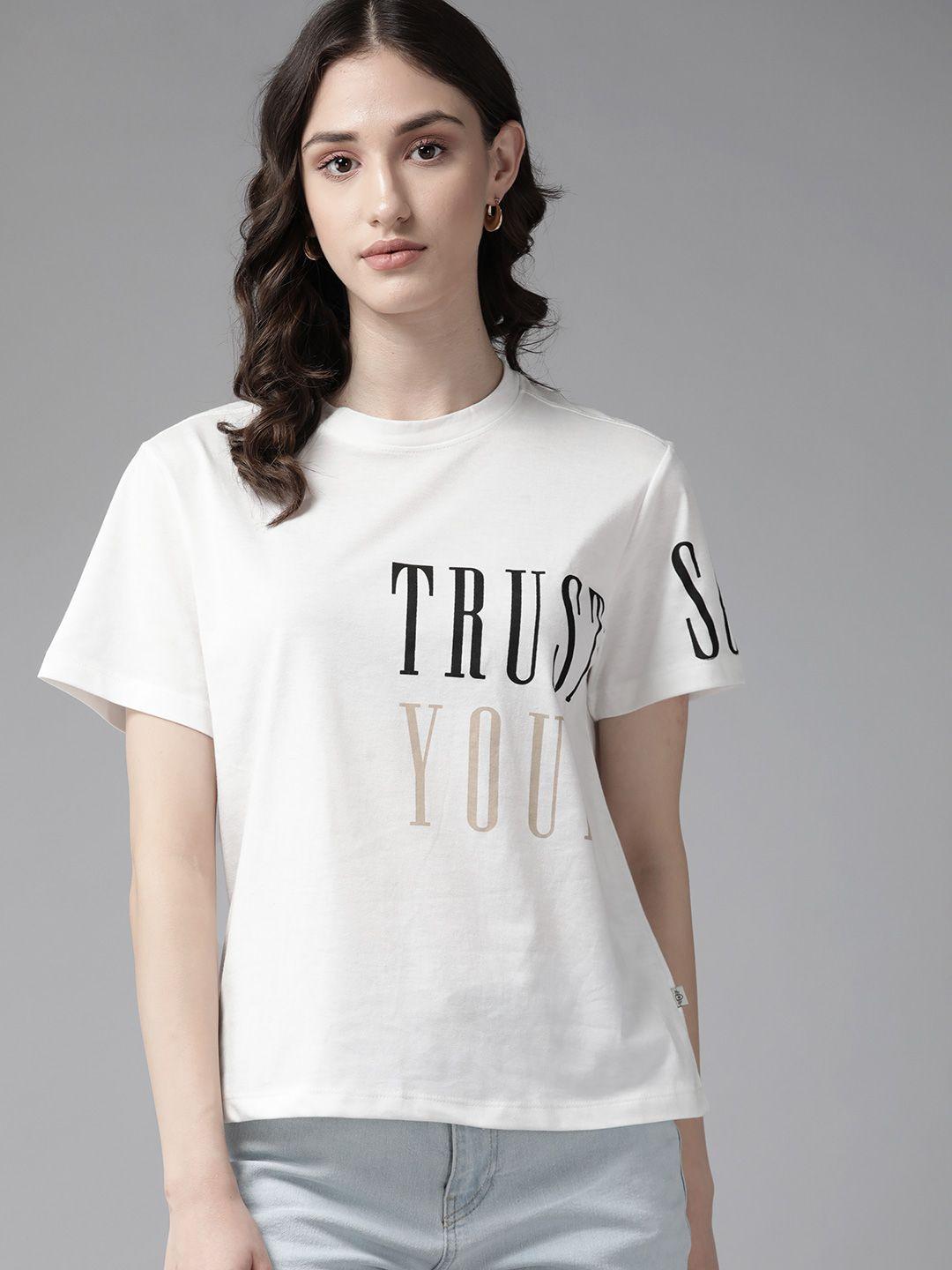 the roadster lifestyle co. typography printed t-shirt