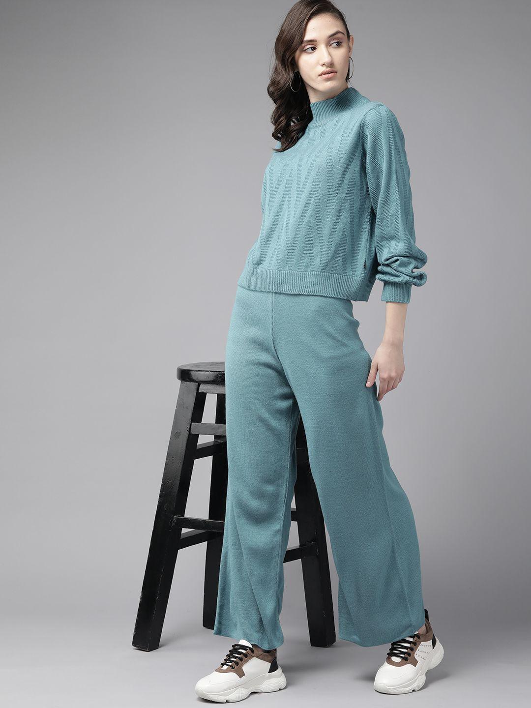 the roadster lifestyle co. women blue solid knitted sweater co-ord set