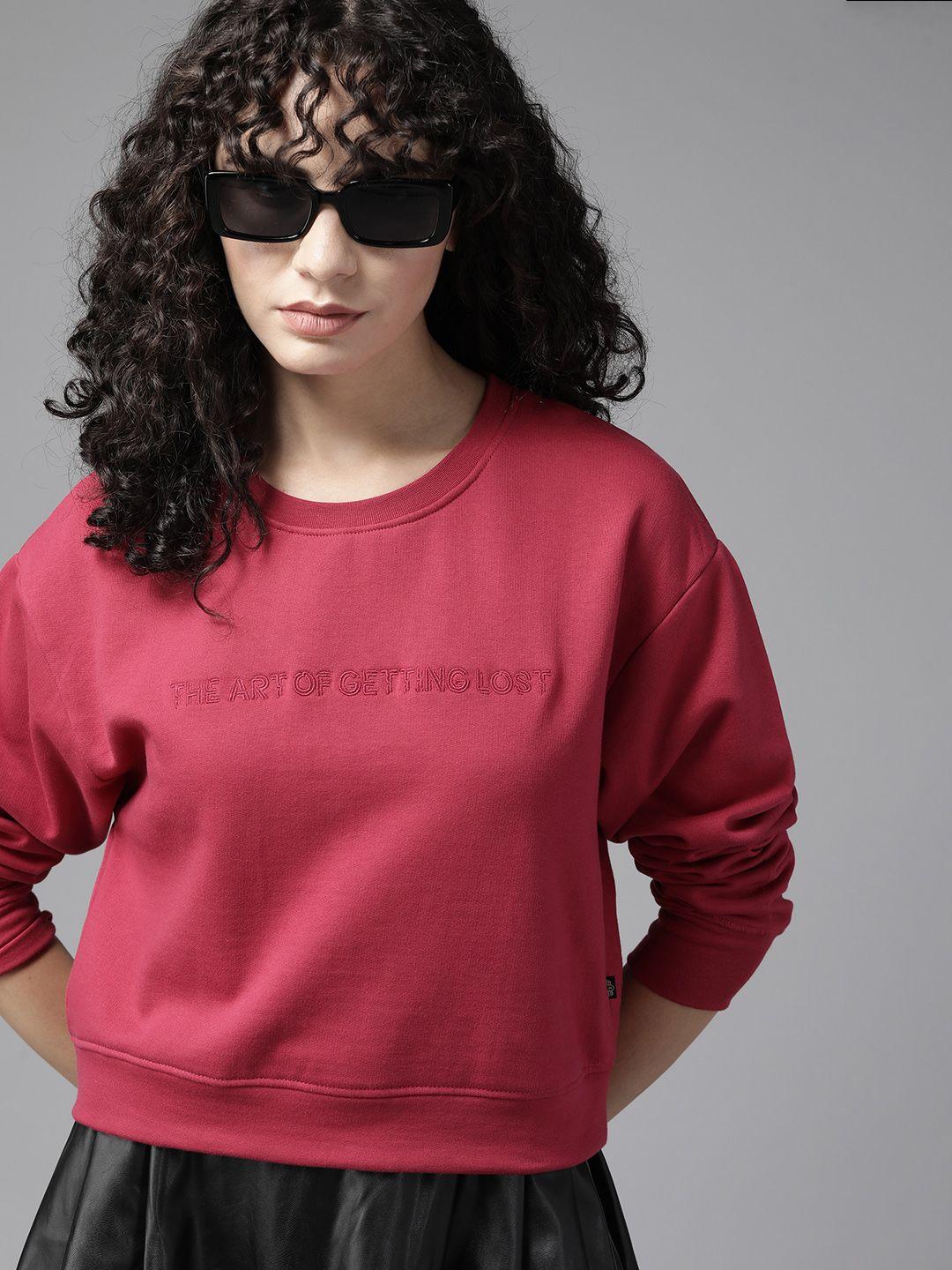 the roadster lifestyle co. women magenta solid embroidered detail sweatshirt