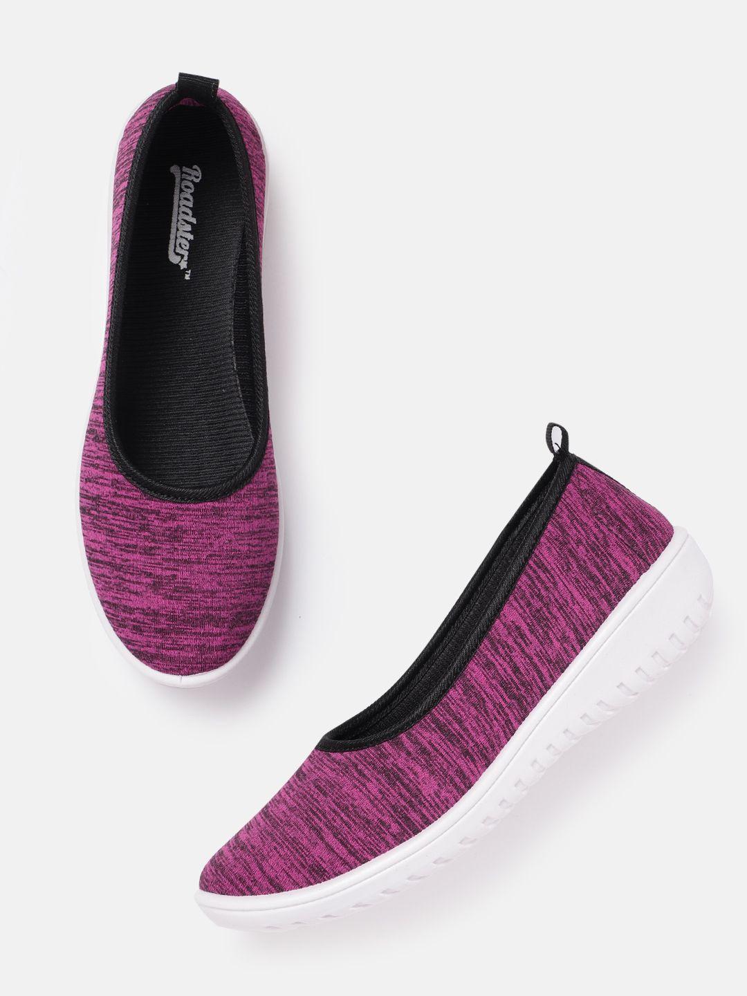 the roadster lifestyle co. women woven design slip-on sneakers