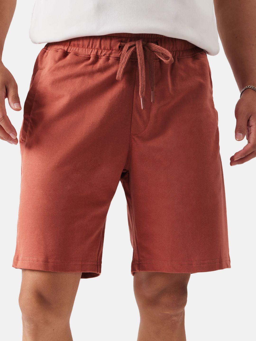 the souled store men rust coloured mid-rise shorts