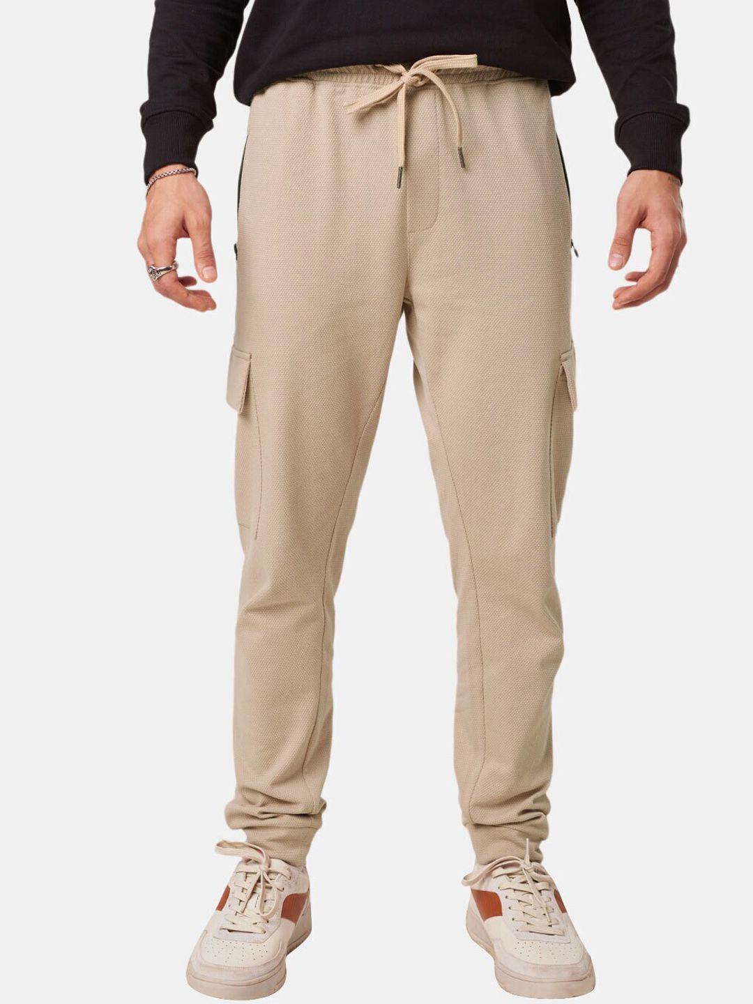 the souled store men solid mushroom cargo joggers