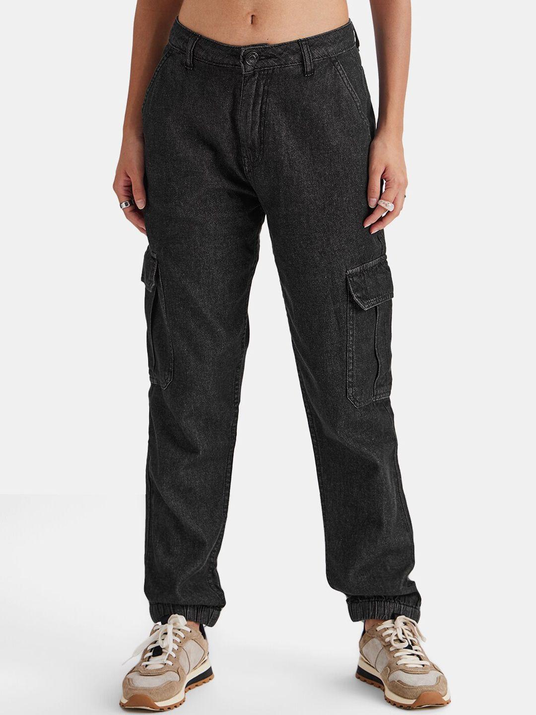 the souled store women cotton mid-rise cargo joggers