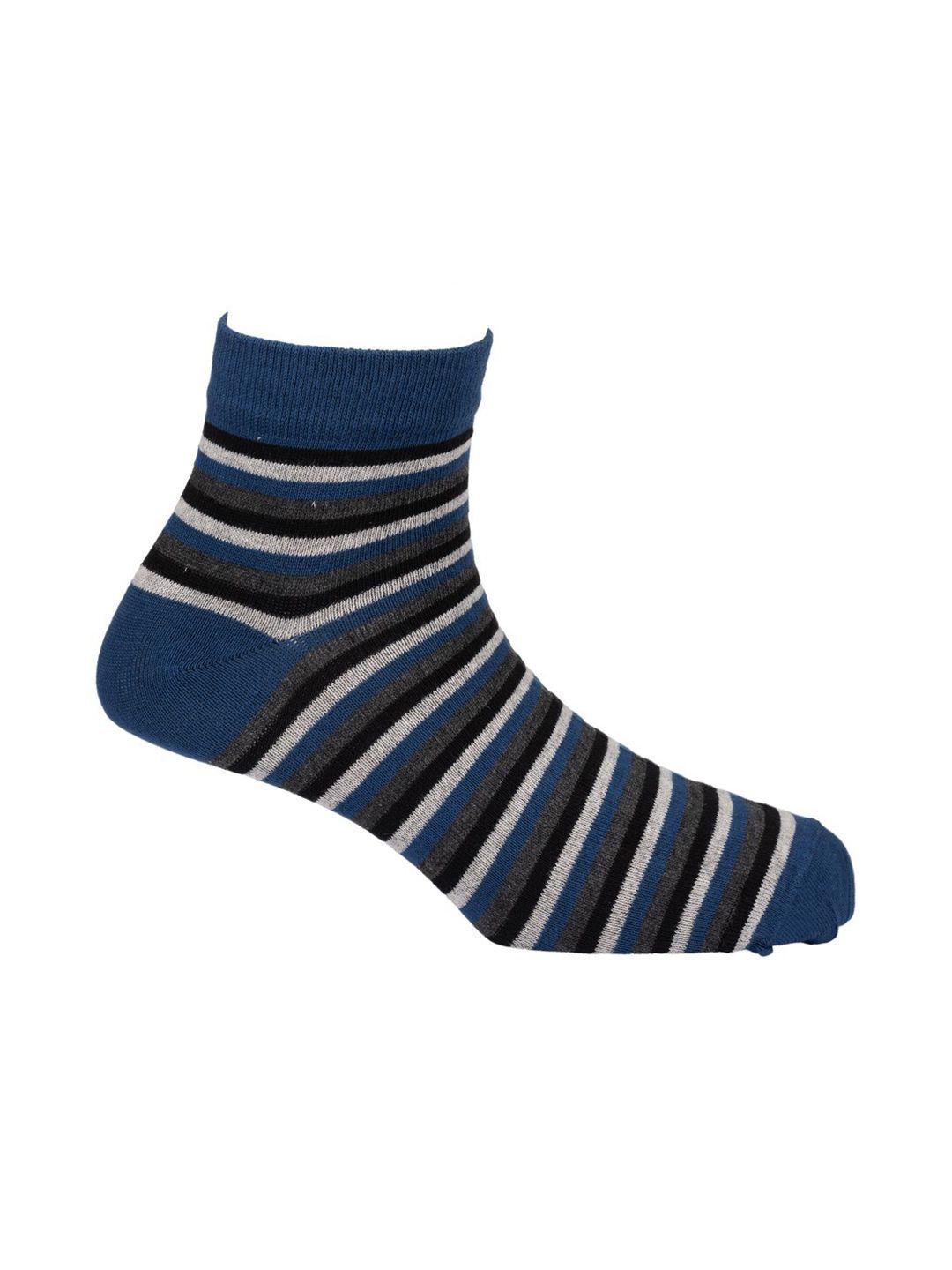 the tie hub men blue & white striped ankle length socks