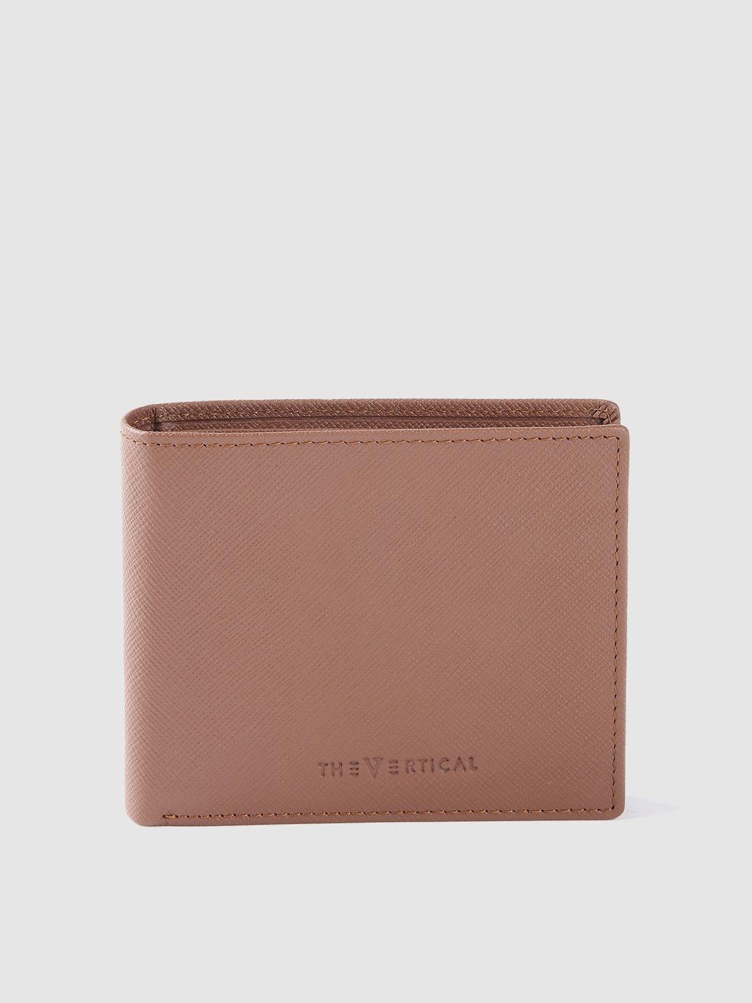 the vertical men textured leather two fold wallet