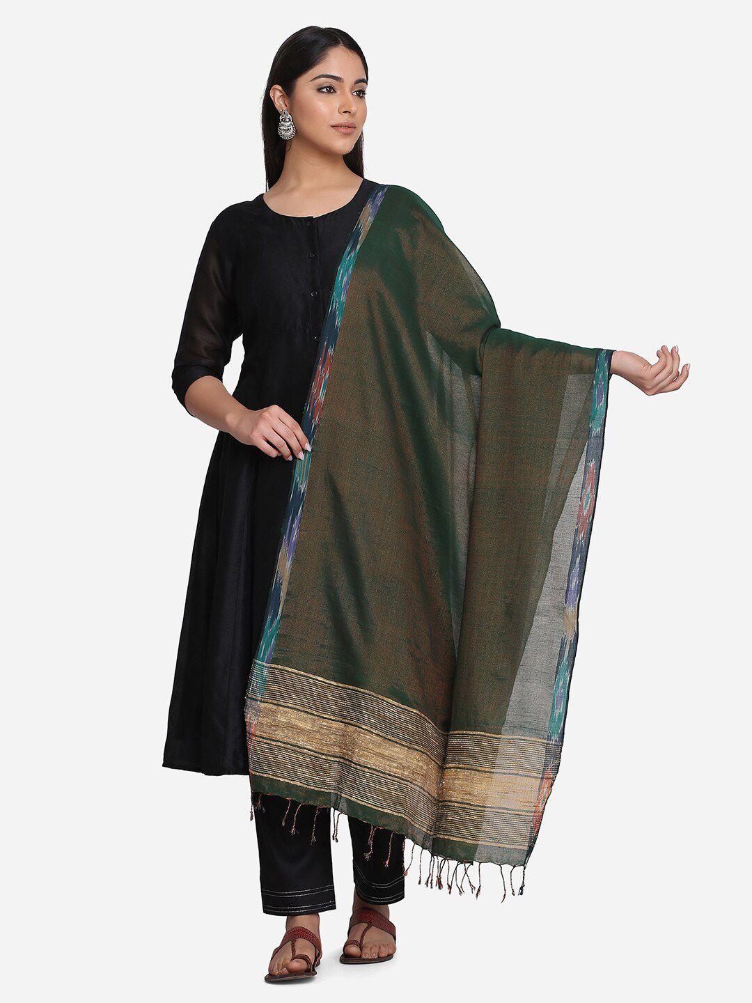 the weave traveller women green & blue solid cotton blend dupatta