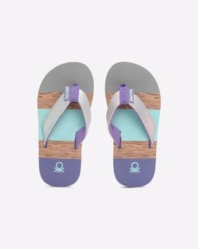 thong-strap flip-flops with contrast panels