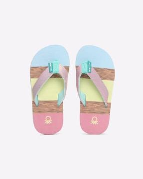 thong-strap flip-flops with contrast panels