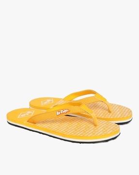 thong-strap flip-flops with printed footbed