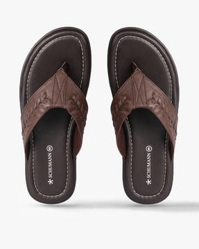 thong-strap chappals