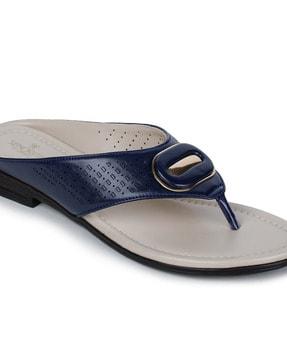 thong-strap flat sandals