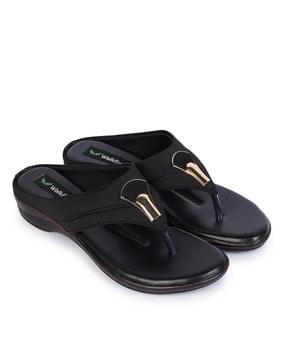 thong-strap flat sandals