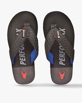 thong-strap flip-flops with logo print footbed