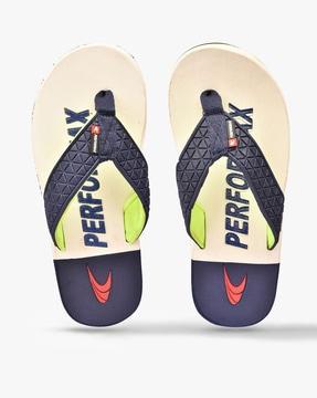 thong-strap flip-flops with logo print footbed