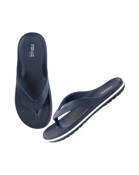 thong-strap flip flops with rubber upper