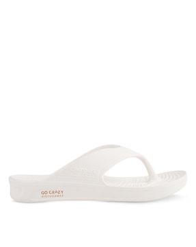 thong-strap flip flops with textured footbed