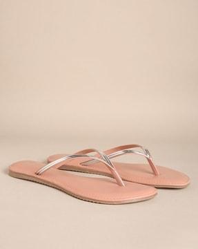 thong-strap sandals with contrast strap