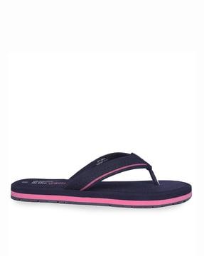 thong-strap slip-on flip-flops