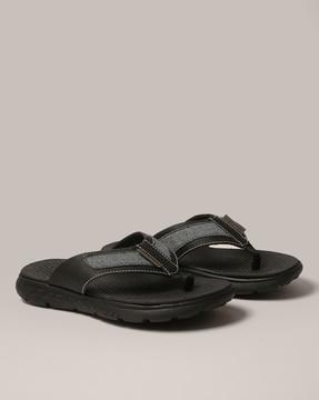 thong-strap slip-on sandals