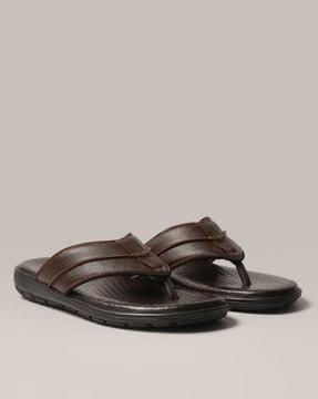 thong-strap slip-on sandals