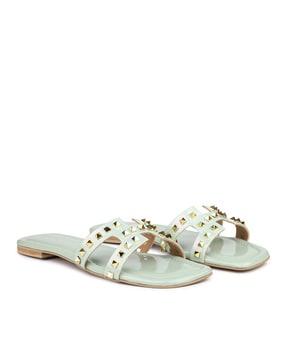 thong-style flat sandals