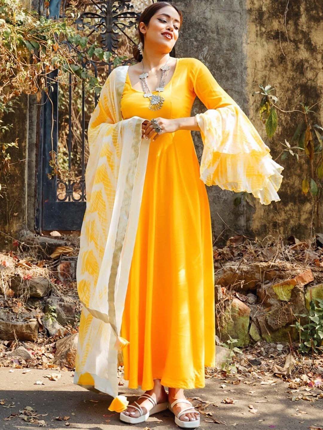 thread & button women yellow pure cotton kurta with trousers & with dupatta
