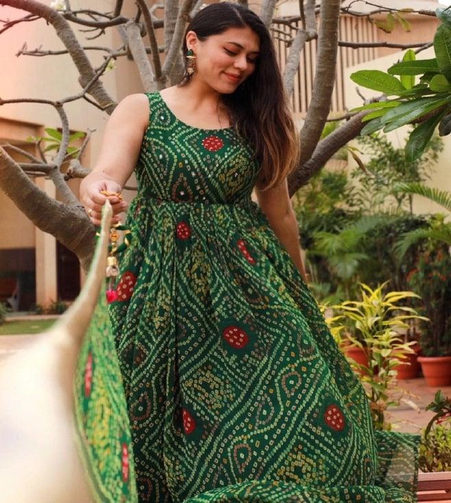 thread and button garden green bandhej dress with dupatta