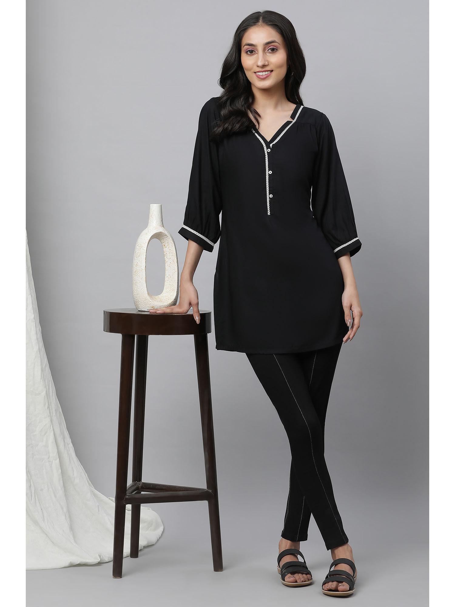 three quarter sleeves v-neck kurti