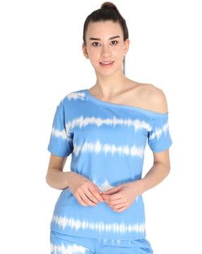 tie and dye top with round neckline