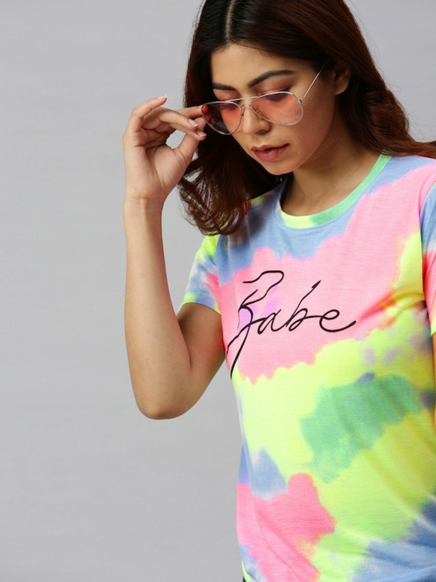 tie-dye t-shirt