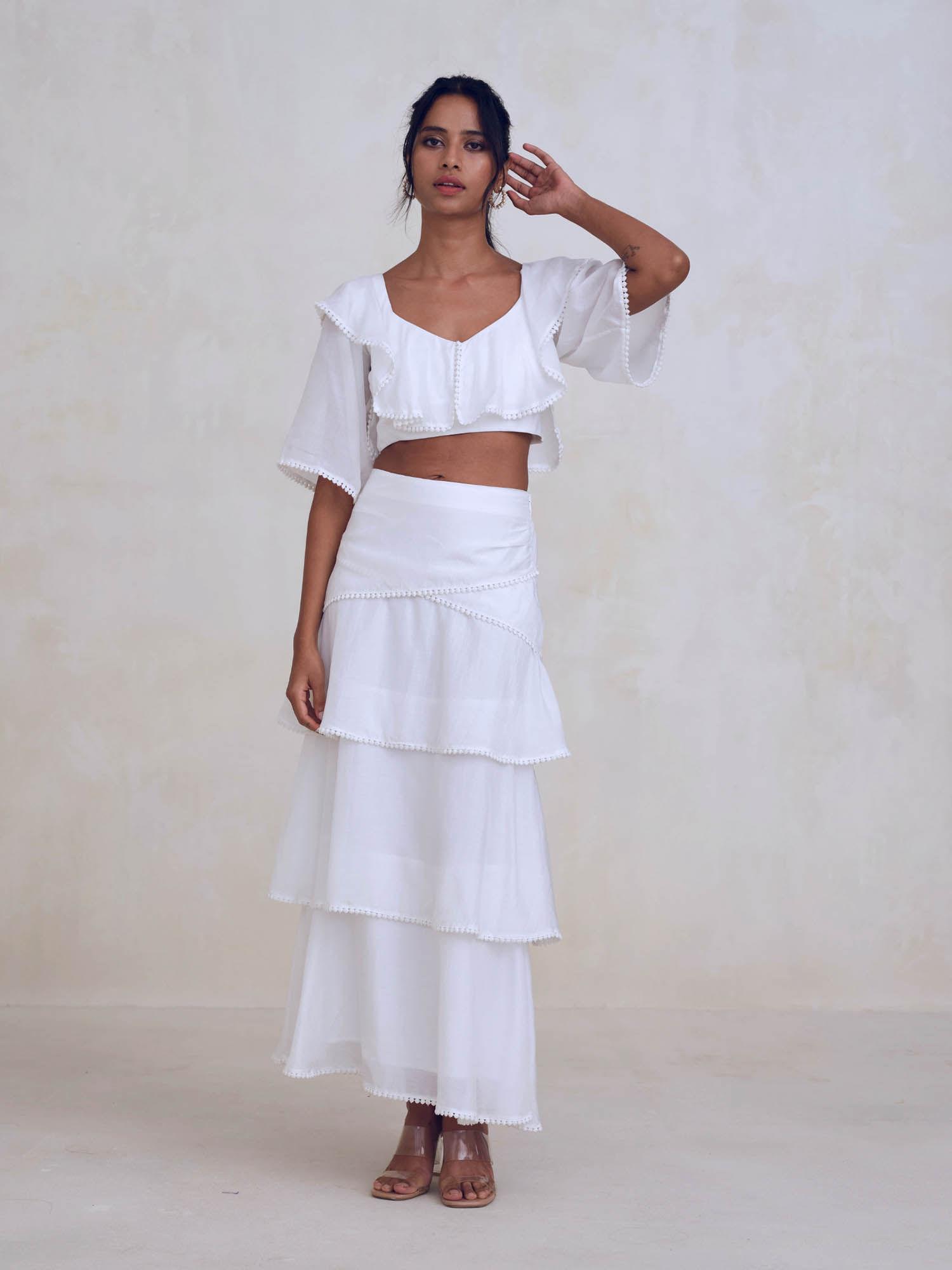 tiered skirt white