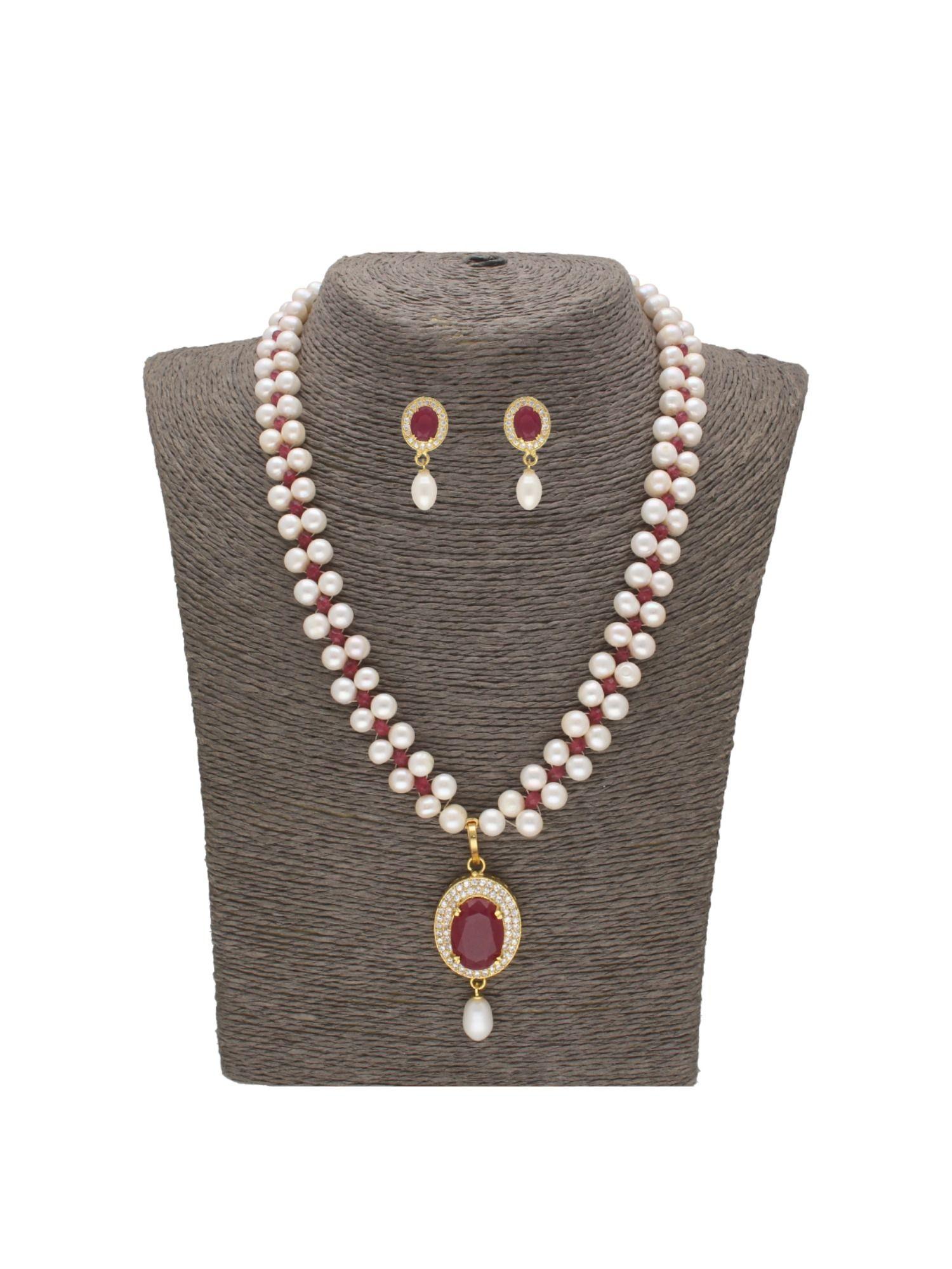 timeless elegance pearl necklace set
