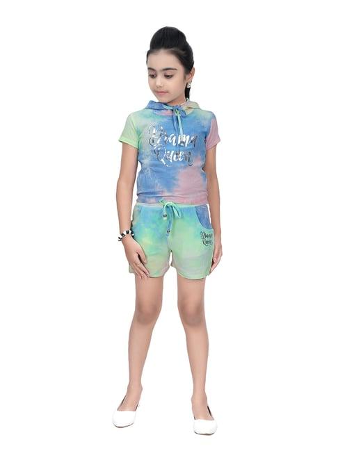 tiny girl multicolor printed hoodie with shorts