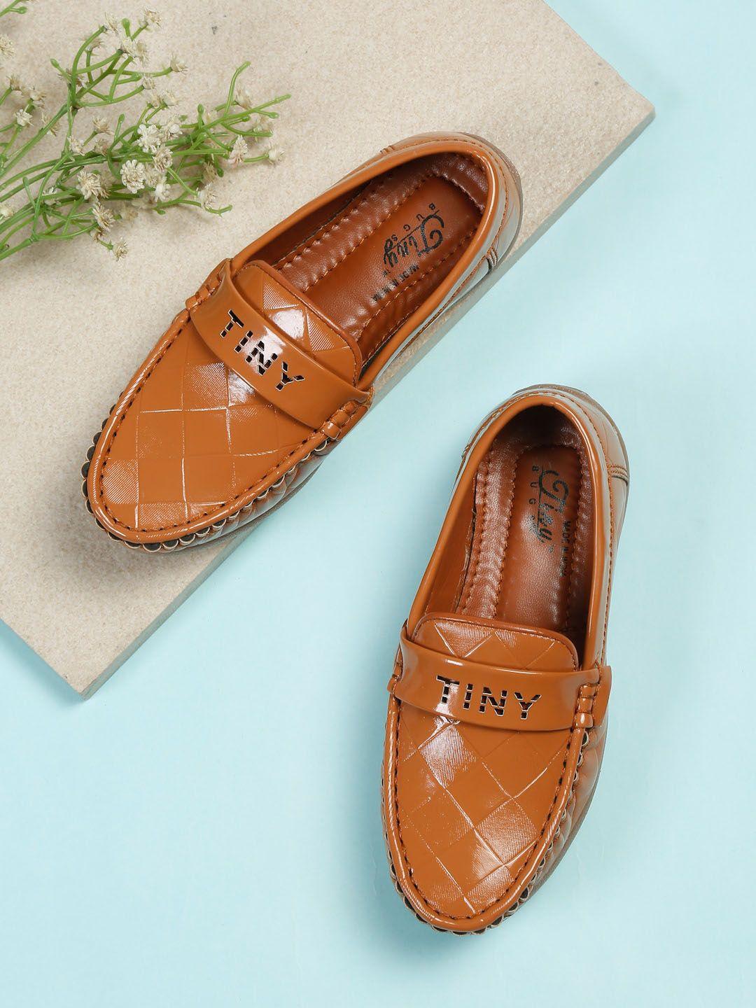 tiny bugs boys textured formal loafers
