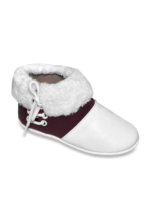 tiny bugs kid's white snow boots