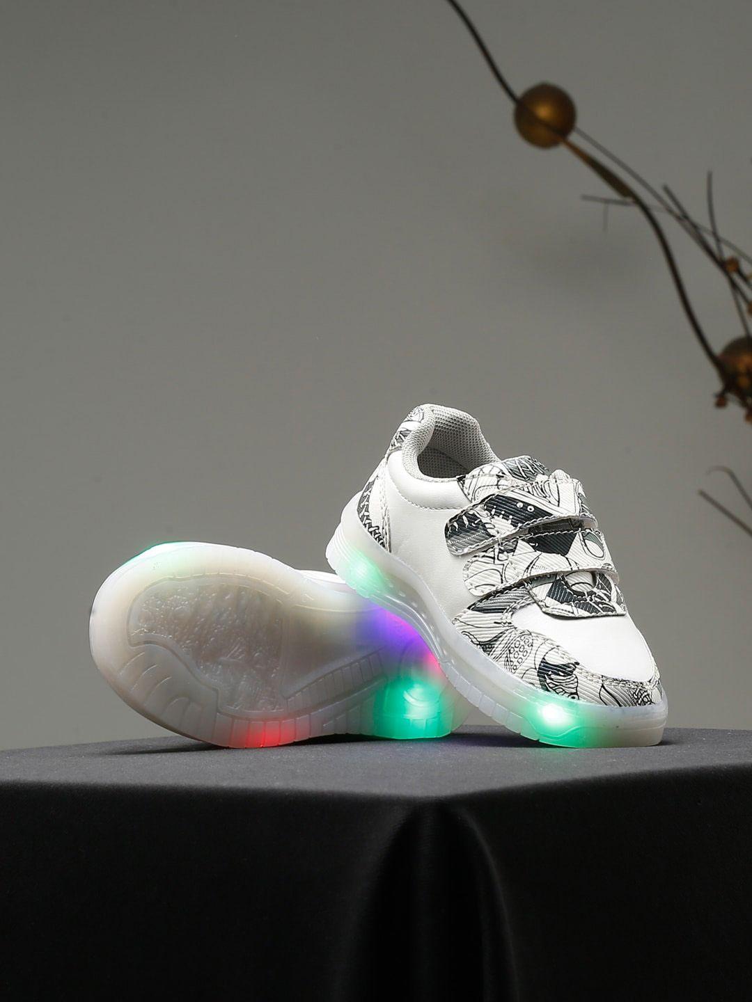 tiny bugs kids printed lightweight led detail sneakers